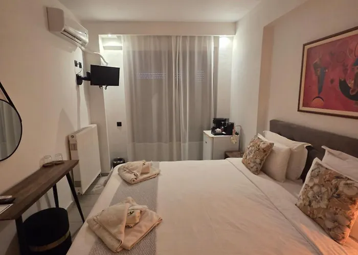 Cabo Ξενοδοχείο 3*